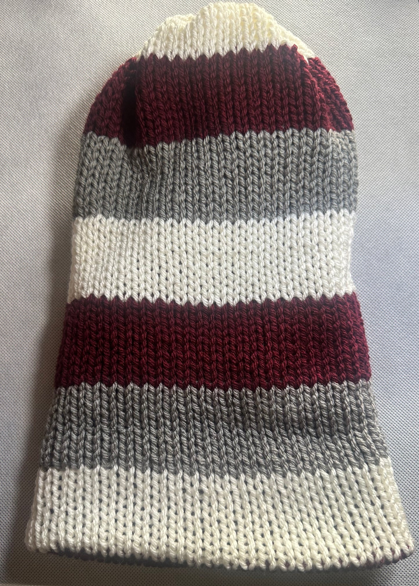 Large Maroon/White/Grey