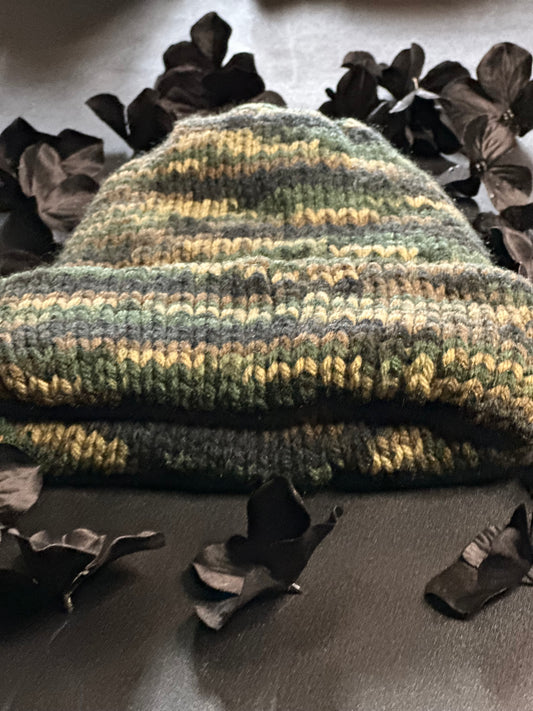 Regular size camouflage knitted beanie